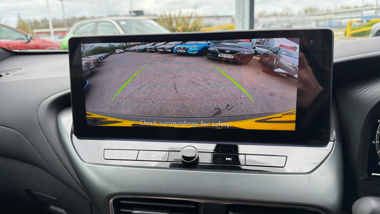 Nissan Juke 1.0 DiG-T N-Connecta 5dr Petrol Hatchback